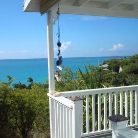 Breeze Cottage, hotel in Five Islands Village
