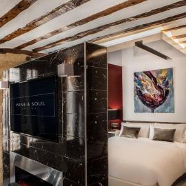 Viesnīca Wine & Soul Suites pilsētā Aro