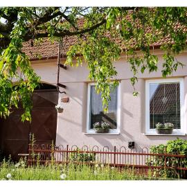 Ubytování U Trati, hotel in Moravská Nová Ves