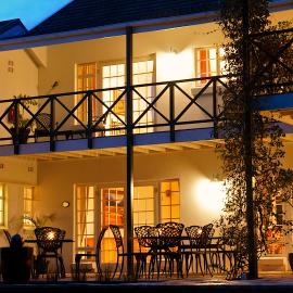 Golden Hill Guest House, hotel in Somerset West