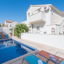 Apartments Petranic