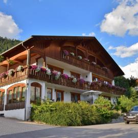 Haus Goldeck, hotel in Lermoos