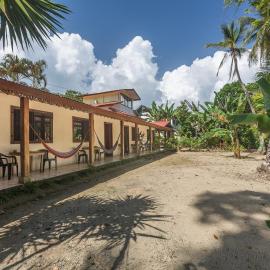 Yucca Beachfront Hotel - Adults Only