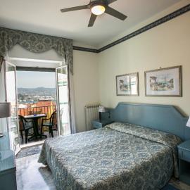 Hotel Ariston, hotel di Imperia