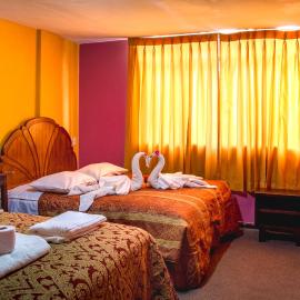 Hostal Virgen de Las Nieves II, отель в городе Пуно