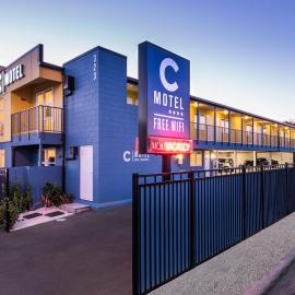 C-Motel, viešbutis mieste Kraistčerčas