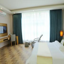 Thuy Sakura Hotel & Serviced Apartment