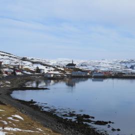 Beautiful house just 50 m from the sea – hotel w mieście Hólmavík