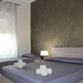 Cagliari 4u โรงแรมในกาญารี