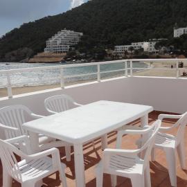 Apartamentos Cala Llonga, hotel v mestu Cala Llonga