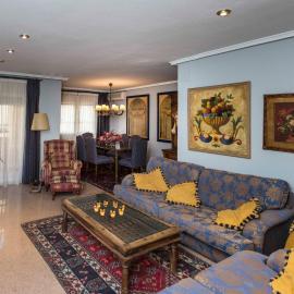 Apartamento Completo, hotelli kohteessa Monóvar