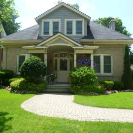 Cottage on Caledonia Bed & Breakfast, hotel i Stratford