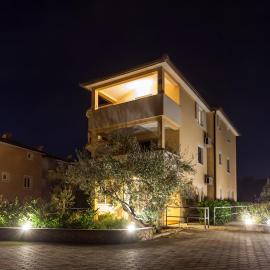 Apartment Ivana 2435