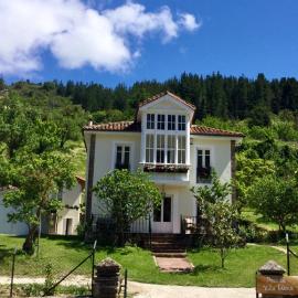 Villa Elena, hotel Potesben