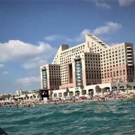 Luxurious Beach apartments, hotel sa Haifa