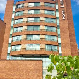 Leblon Suites Hotel Milla de Oro, hotel in Medellín