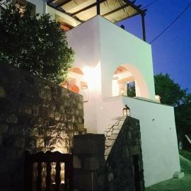 Villa with majestic view