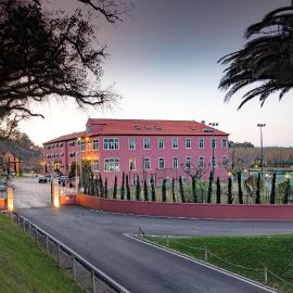 Your Hotel & Spa Alcobaça, hotel u gradu 'Alcobaça'