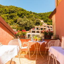 B&B Sotto un Tetto, hotel u gradu Četara