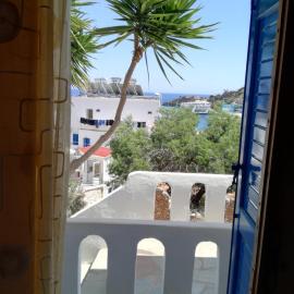 Oasis Hotel Loutro, מלון בלוטרו
