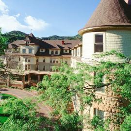 Cliff House at Pikes Peak, hotel u gradu 'Manitou Springs'