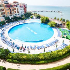 Marina Cape Vacation Complex, hotel v destinácii Ravda