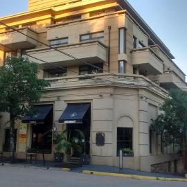 11 Peyret Rent Aparts โรงแรมในโกลอน