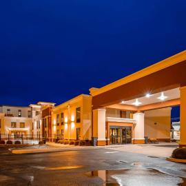 Best Western Plus Parkway Hotel, hotel in Alton