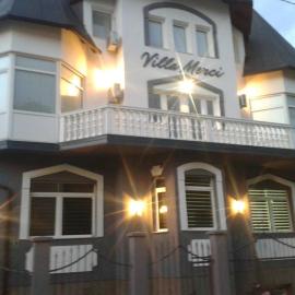 Apartment VILLA MERCI, hotel di Sarajevo