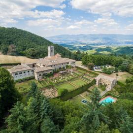 Badia a Coltibuono Wine Resort, hotel in Gaiole in Chianti