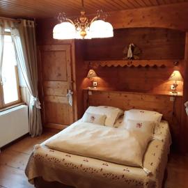 Le Bellevue, viešbutis mieste Giron