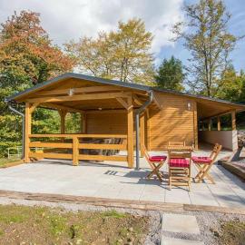 Pod horou, hotel in Štiavnické Bane