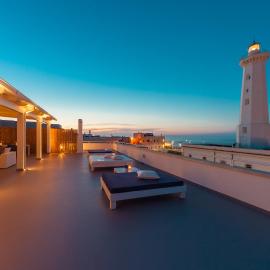 Casa del Faro โรงแรมในตอร์เรกันเน