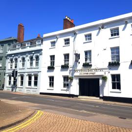 The Chequers Hotel โรงแรมในนิวเบอรี