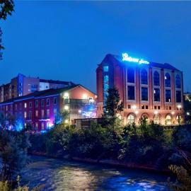 Pacific Hotel Fortino, hotel v Turíně