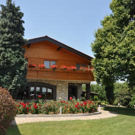 Guesthouse Dolinsek, מלון בSevnica