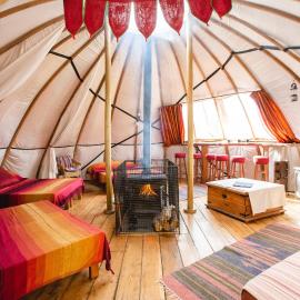 Larkhill Tipis and Yurts, hotel v destinaci Carmarthen