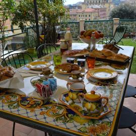 ilGirasole b&b, hotelli kohteessa Rapallo