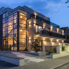 Trend Deluxe Siófok, khách sạn ở Siófok