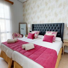 Hostal Boutique La Española, khách sạn ở Rota