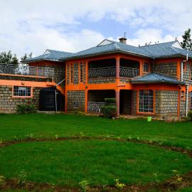 Serian Vacation House, hotel in Narok
