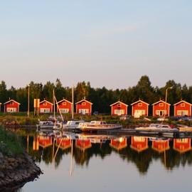 Wanha Pappila Cottages, viešbutis mieste Simoniemi