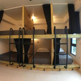 Wave backpackers โรงแรมในโถวเฉิง