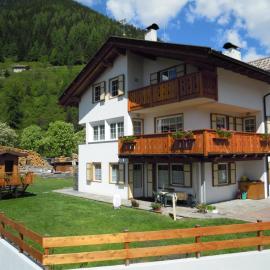 B&B Le Violette, hotel i Predazzo