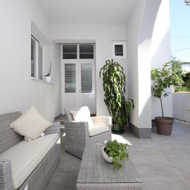 Apartments Ines, hotel u gradu Murter