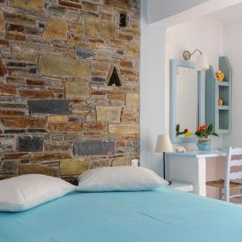 kamares kythnos，Kanala的飯店