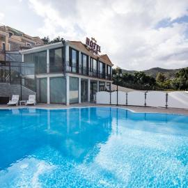 Hotel Solanas, hotel sa Solanas