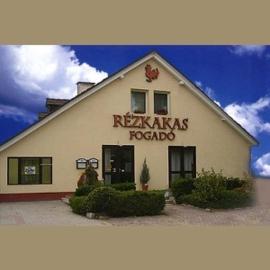 Rézkakas Fogadó, hotel em Zirc