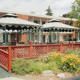 Meadow Court Inn - Ithaca, hotel u gradu Itaka
