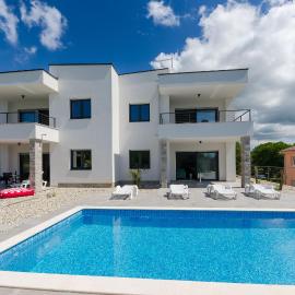 Apartments Residence Romance, hotel in Pinezici